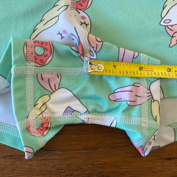 *RARE* Fleo + Doughnuts & Deadlifts unicorn doughnut shorts, size S - Picture 5 of 7